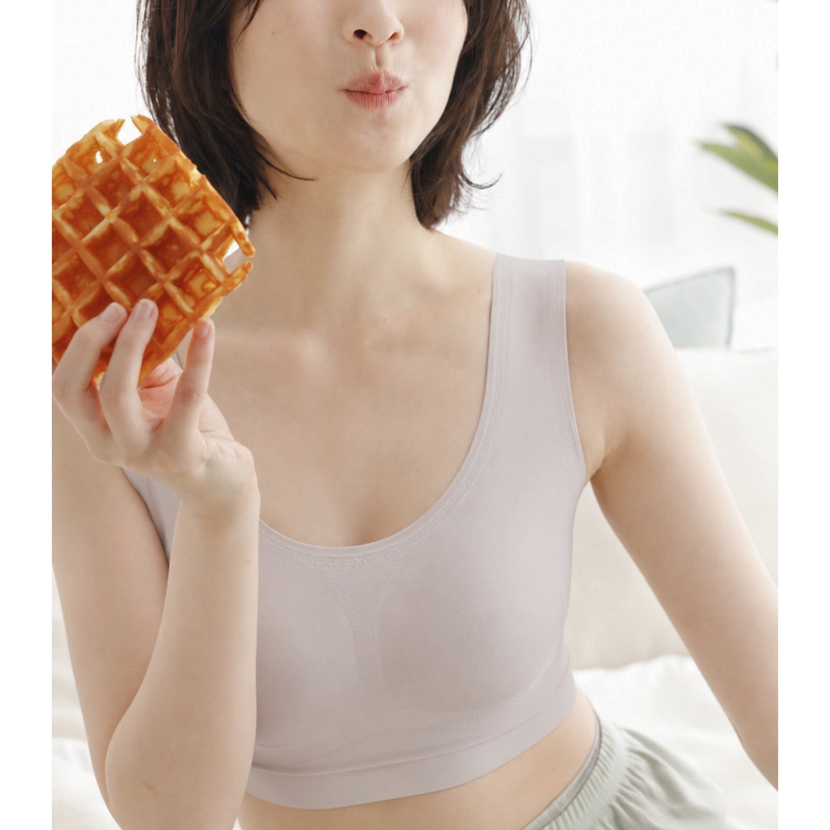 ピップエレキバンコラボ【管理医療機器】肩らっくすSEAMLESS 無縫製ハーフトップ - LECIEN ルシアン